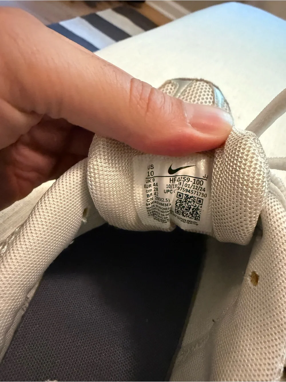 Nike Vomero 5 sneakers